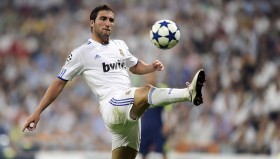 jrkan直播-实况联赛意甲球队排名及游戏数据对比